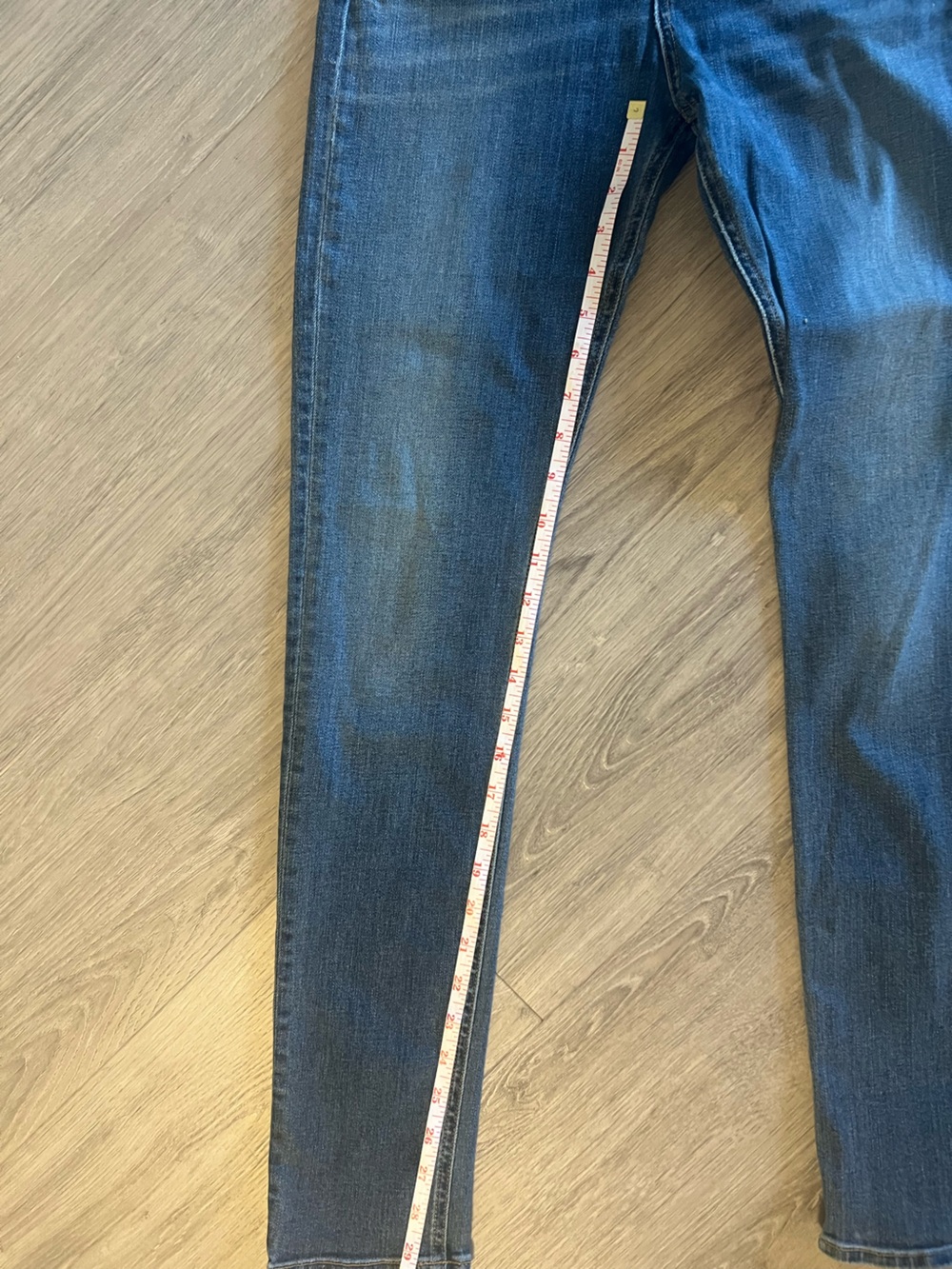 rag & bone Women's Skinny Jeans in Medium Blue Wash - Picture 10 of 10